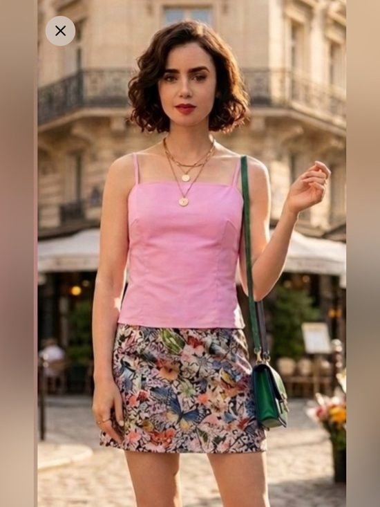 Younique Tops - 🌸Younique Vintage YK2 Pink Cotton crop Top Women's Size Large